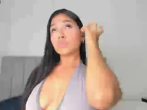 Snapshot of jazlycute__ chatting on May 12, 7:53 pm jazlycute online show from May 12, 7:53 pm
