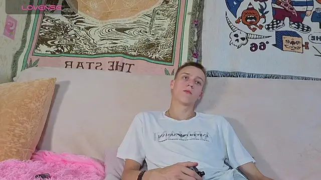 Snapshot of Kane_Kandy chatting on July 1, 4:02 am Kane Kandy online show from July 1, 4:02 am