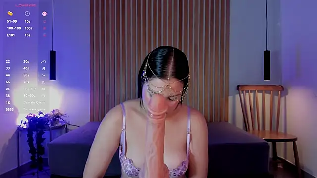 Snapshot of alice_colt chatting on July 3, 12:00 pm alice colt online show from July 3, 12:00 pm