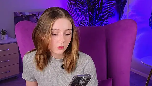 LilliamGebel online show from April 2, 8:43 am