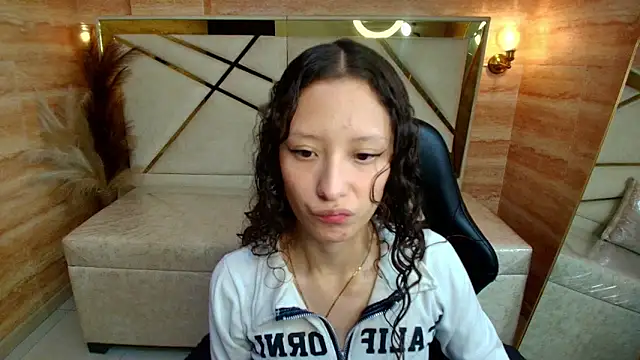abby  r online show from April 30, 12:34 pm