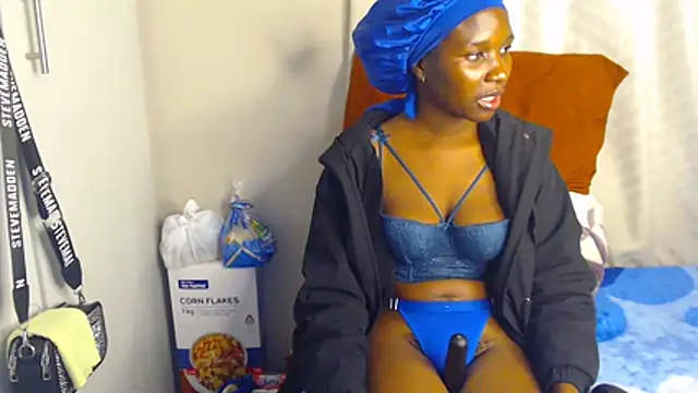 Juicytities20 online show from June 9, 6:42 pm