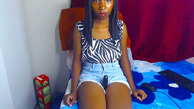 Juicytities20 online show from May 11, 2:29 pm