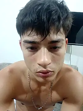 Snapshot of Thebestboyhot chatting on May 24, 4:01 am Thebestboyhot online show from May 24, 4:01 am