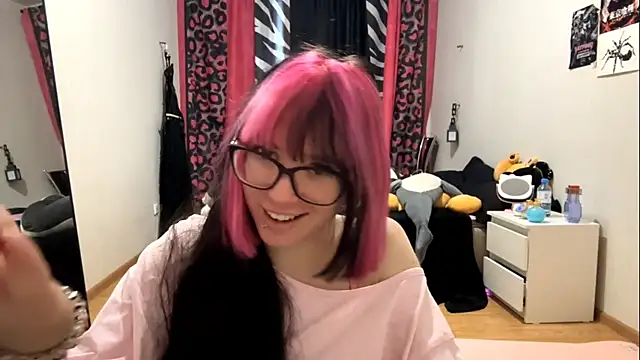 WifeAileen online show from April 10, 6:53 am