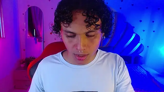 elio fox online show from April 5, 11:50 am