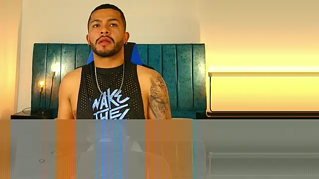 Enzo Vitale  online show from April 16, 11:55 am