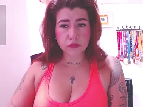 Antonia Ferri online show from April 6, 3:35 pm