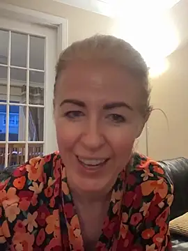 Laylaskyexx online show from April 10, 5:03 am