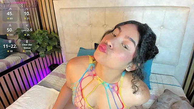 Snapshot of Anabell_03 chatting on May 13, 2:51 am Anabell 03 online show from May 13, 2:51 am