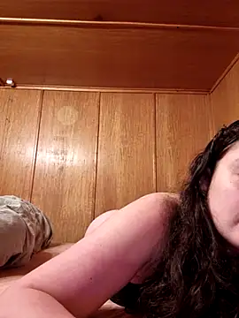 Young Swiss Lisa online show from April 1, 8:06 pm