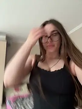 Lindasix online show from April 22, 7:26 am