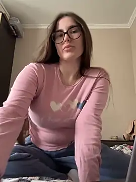 Lindasix online show from April 3, 10:22 am