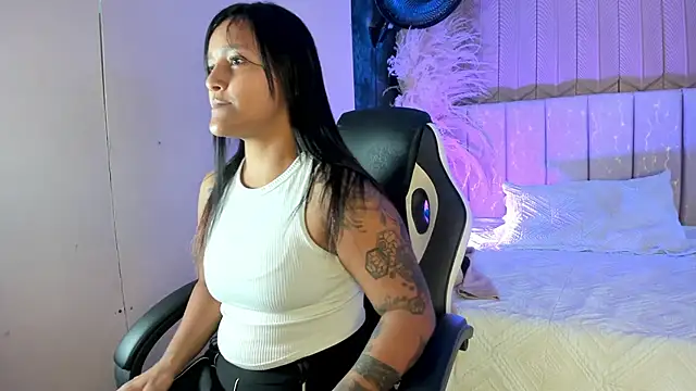 LexiAdamss online show from May 27, 12:45 pm