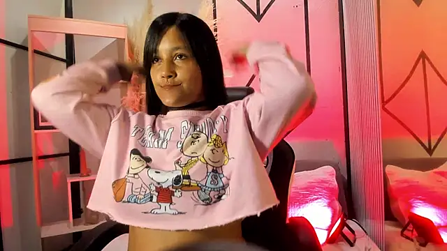 LexiAdamss online show from April 7, 1:02 pm