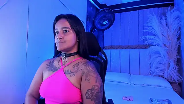 LexiAdamss online show from April 8, 12:17 pm