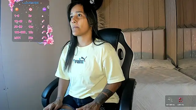 LexiAdamss online show from May 29, 1:28 pm