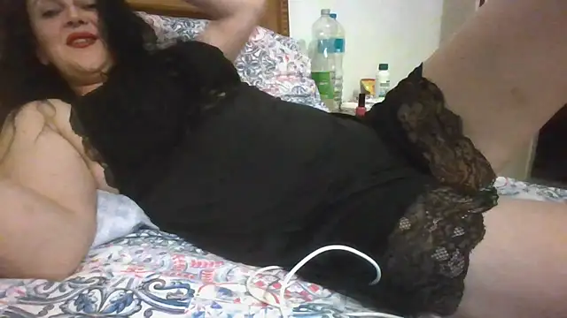 Snapshot of MonicaX69X chatting on July 5, 12:26 am MonicaX69X online show from July 5, 12:26 am