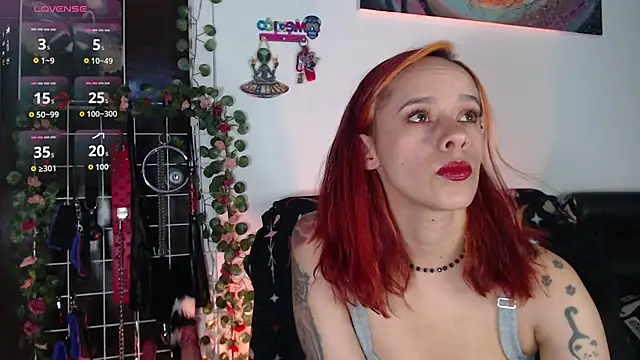 Lexxii hot col online show from June 17, 7:35 pm
