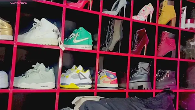 IndianBeauty27 online show from April 2, 3:02 am