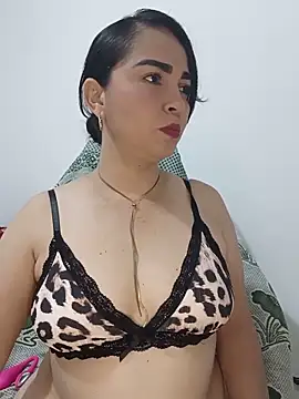 Snapshot of Emily_Divi69 chatting on June 7, 7:30 pm Emily Divi69 online show from June 7, 7:30 pm