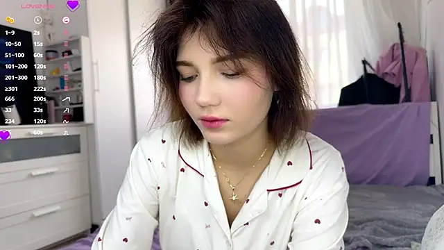 Snapshot of Cute_Capricee chatting on May 8, 9:24 am Cute Capricee online show from May 8, 9:24 am