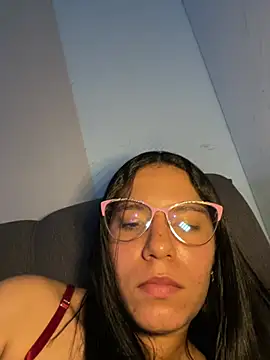 IsabelaRivers online show from April 11, 7:45 am