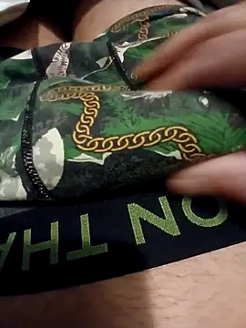 moro9777 online show from April 2, 12:23 pm