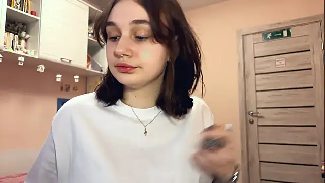 NoraSweetie online show from April 2, 3:41 pm