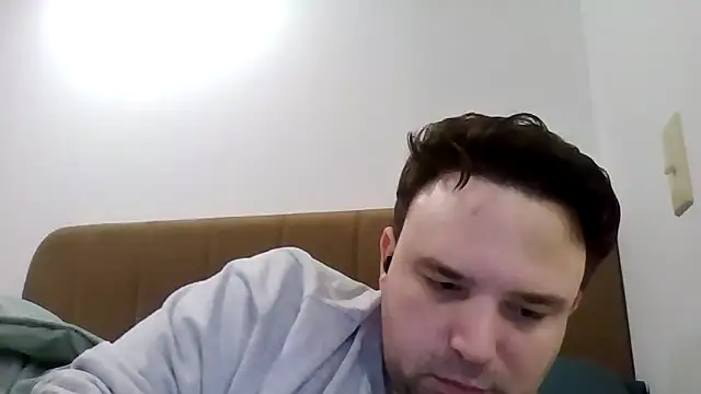 rainyxnightshade online show from April 10, 11:01 pm