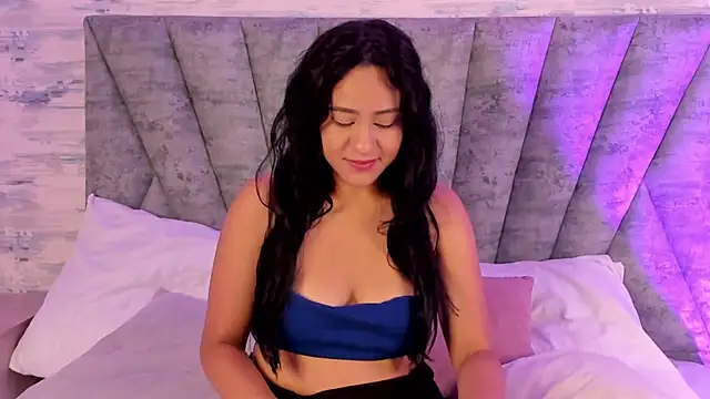 Shashadeluxe online show from May 2, 12:32 pm
