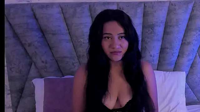 Shashadeluxe online show from April 24, 12:07 pm