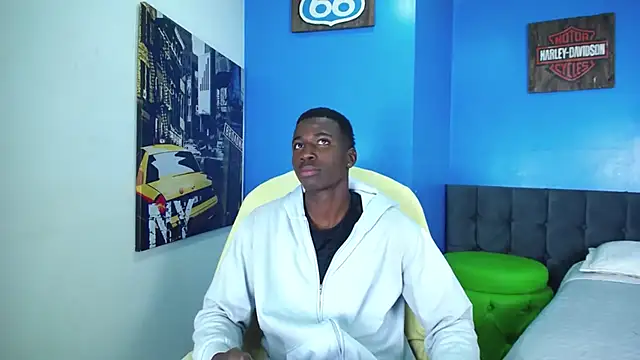 Snapshot of JeanDantte chatting on July 11, 6:41 pm JeanDantte online show from July 11, 6:41 pm
