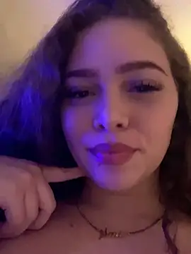 mariex83 online show from April 16, 2:23 am