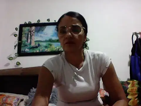 Snapshot of FenixPretty chatting on May 16, 10:09 pm FenixPretty online show from May 16, 10:09 pm