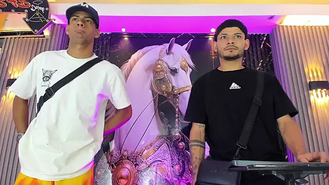 the knights of the night  online show from May 9, 3:32 am
