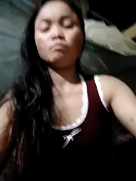 Tieuvy122 online show from May 14, 1:41 pm