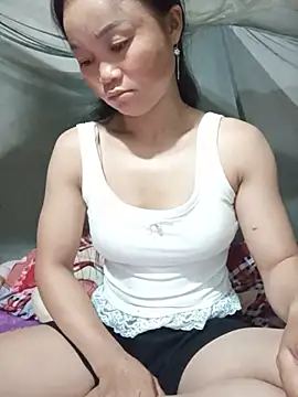 Tieuvy122 online show from May 24, 9:36 pm