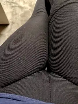 dayanesexxy online show from May 12, 6:36 pm