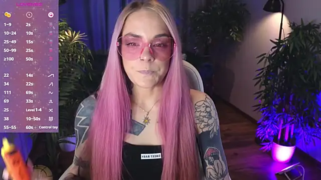 TerryMorris online show from April 11, 5:04 am