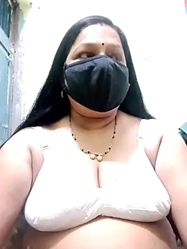 PINKI 024 online show from May 8, 5:55 am