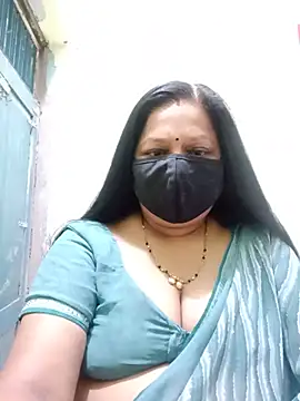 PINKI 024 online show from May 14, 5:15 am