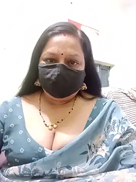 PINKI 024 online show from May 12, 5:04 am