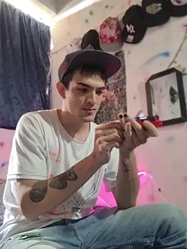 ThePrinz maykiin online show from April 4, 9:21 pm