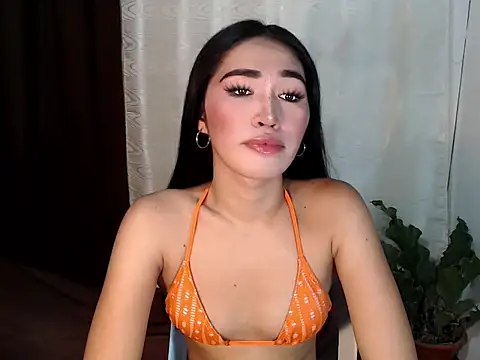 urasiankylie online show from May 26, 6:55 am
