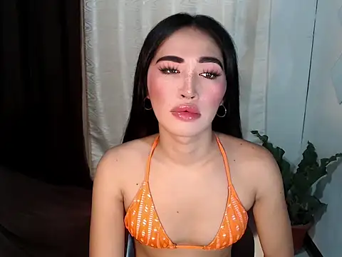 urasiankylie online show from May 31, 6:09 pm