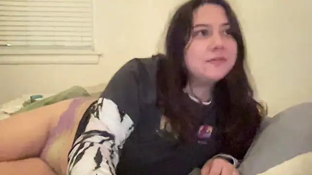 ariaxm00n online show from April 5, 7:04 am