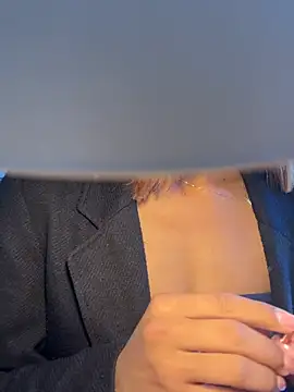 Snapshot of latinacaro- chatting on May 17, 2:17 pm latinacaro- online show from May 17, 2:17 pm