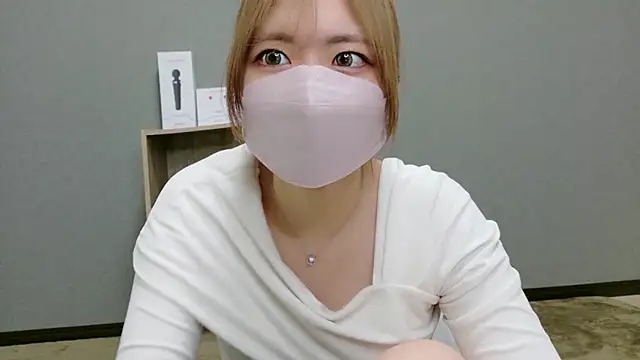 YUA 0425 online show from June 21, 1:28 pm