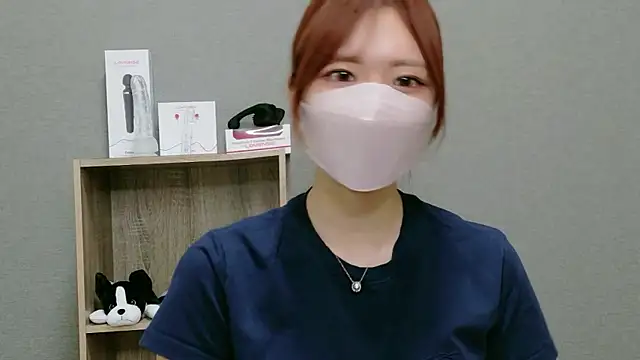 YUA 0425 online show from May 30, 6:09 am